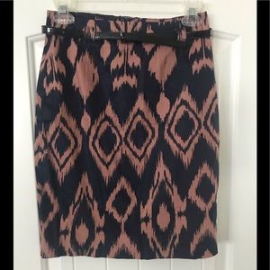 Navy and mauve skirt with patent leather belt